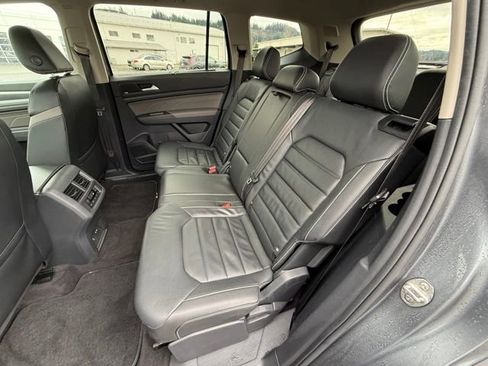 Used 2021 Volkswagen Atlas SEL Premium image 28