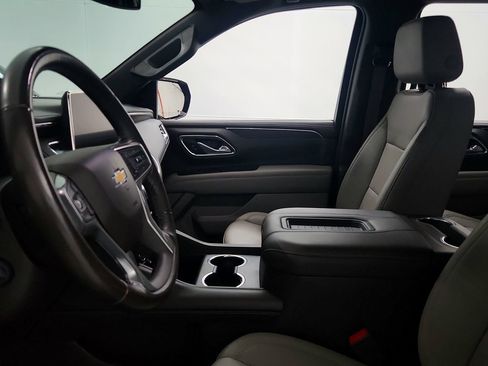 Used 2023 Chevrolet Tahoe LT w/ Luxury Package AWD/4WD image 17