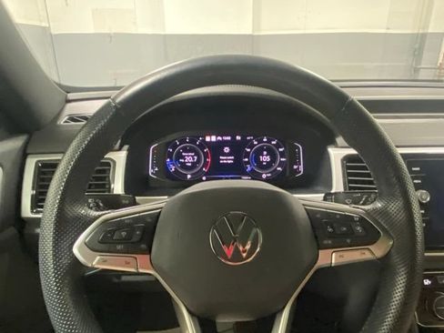 Used 2022 Volkswagen Atlas Cross Sport SEL Premium R-Line AWD/4WD image 17