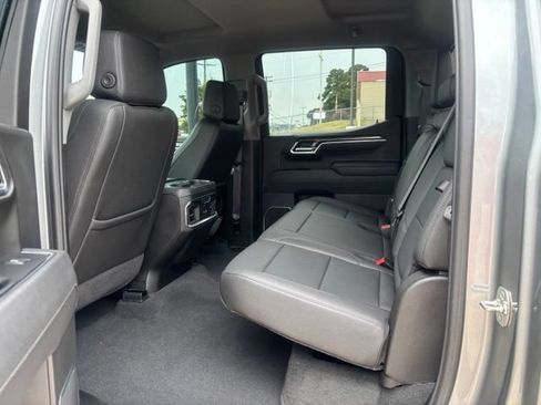 Used 2026 Chevrolet Silverado 1500 LTZ AWD/4WD image 12