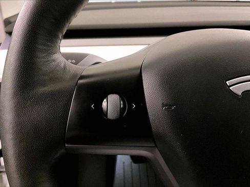 Used 2022 Tesla Model 3 Long Range image 18