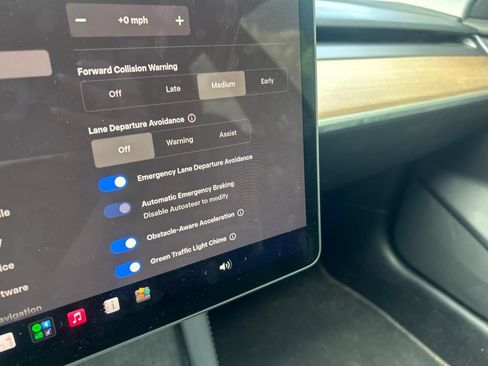 Used 2023 Tesla Model 3 Performance AWD/4WD image 14
