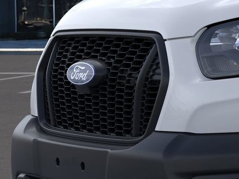 New 2026 Ford Transit 250 148 Medium Roof RWD image 17