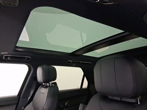 New 2025 Land Rover Range Rover Sport Dynamic SE image 14