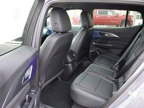 New 2026 Chevrolet Equinox EV LT AWD/4WD image 11