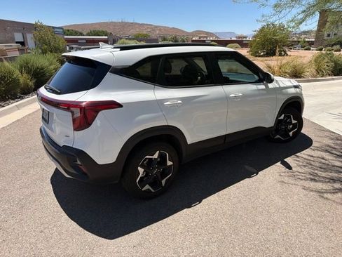 Used 2025 Kia Seltos S AWD/4WD image 6