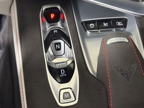 Used 2023 Chevrolet Corvette Stingray Premium Cpe w/ Z51 Performance Package image 28