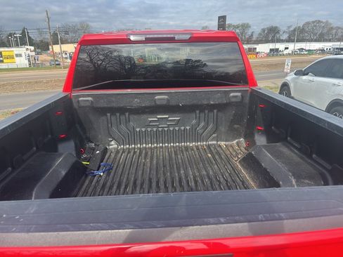 Used 2021 Chevrolet Silverado 1500 Custom Trail Boss w/ LPO, Dark Essentials Package image 13