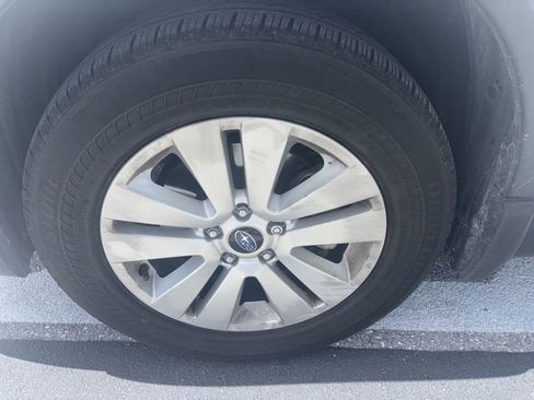 Used 2017 Subaru Outback 2.5i image 25