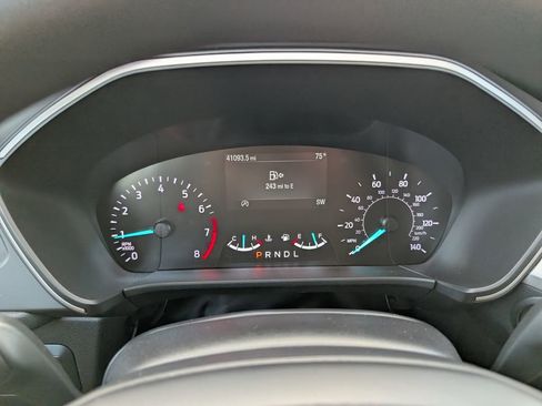 Used 2020 Ford Escape SE image 18