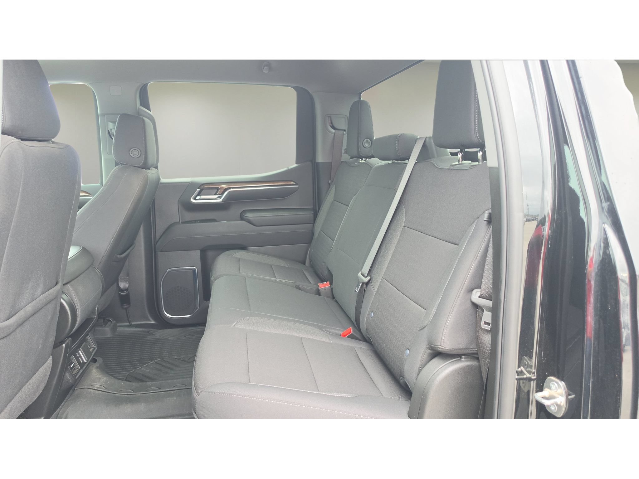 Used 2024 Chevrolet Silverado 1500 RST AWD/4WD image 15