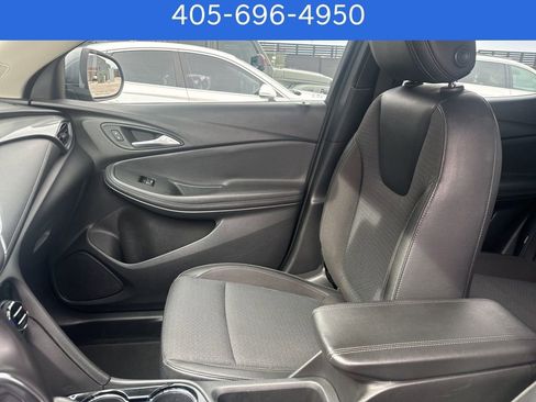 Used 2020 Buick Encore GX Select w/ Sport Touring Package image 25