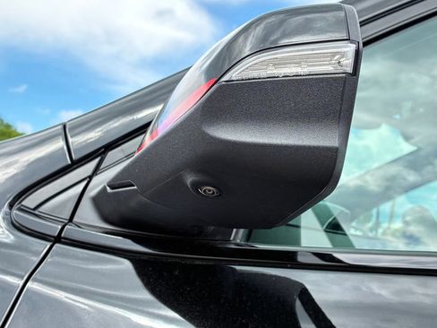 Used 2023 Chevrolet Equinox Premier AWD/4WD image 49