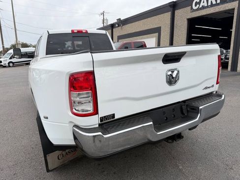 Used 2019 RAM 3500 Tradesman image 14