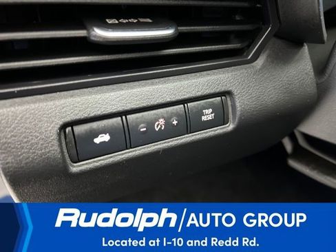 Used 2025 Nissan Altima 2.5 SV image 14