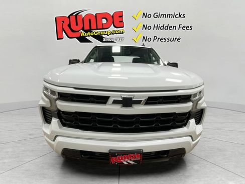 Used 2024 Chevrolet Silverado 1500 RST AWD/4WD image 9