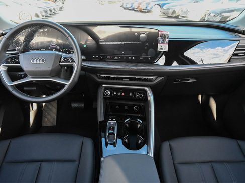 Certified 2025 Audi Q5 Premium w/ Convenience Package image 5