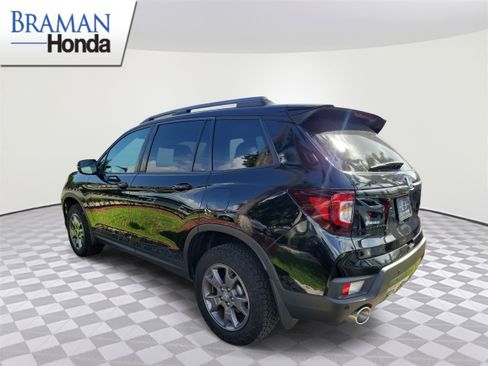 Certified 2024 Honda Passport TrailSport image 4