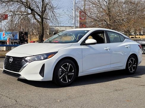 Used 2024 Nissan Sentra SV image 4