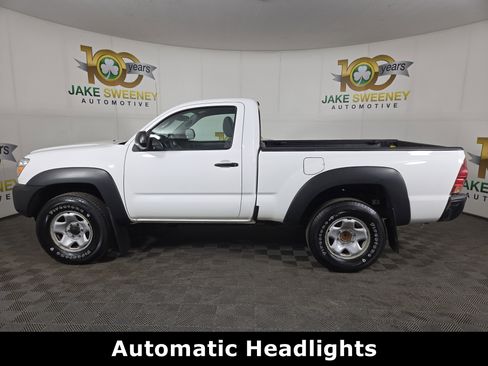 Used 2014 Toyota Tacoma 4x4 Regular Cab image 4