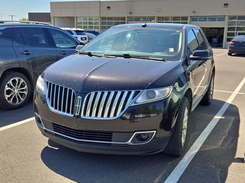 Used 2013 Lincoln MKX AWD image 1