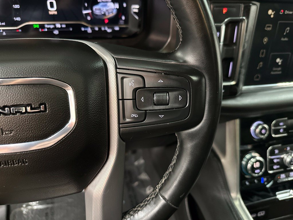 Used 2023 GMC Yukon Denali AWD/4WD image 15