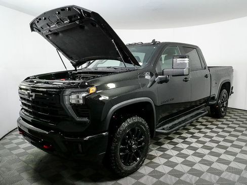 New 2026 Chevrolet Silverado 2500 LTZ w/ LTZ Plus Package image 32
