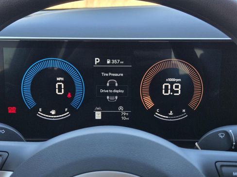 New 2026 Hyundai Tucson SEL image 8