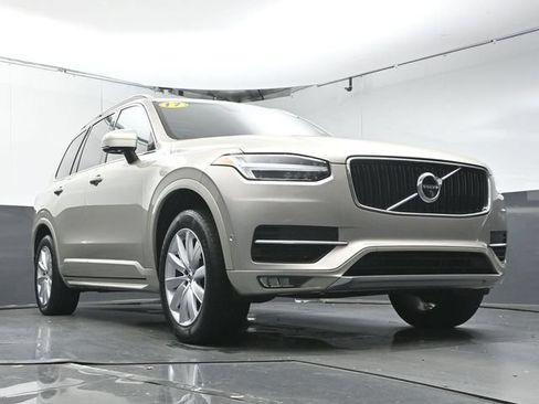 Used 2017 Volvo XC90 T6 Momentum w/ Vision Package AWD/4WD image 33