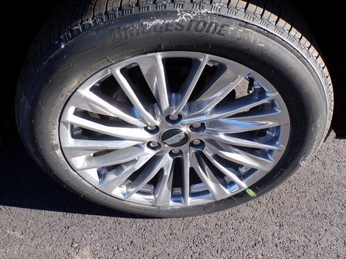 New 2026 Cadillac Escalade ESV Luxury w/ Touring Package image 4