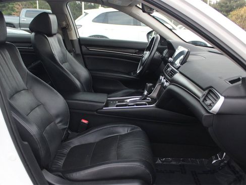Used 2018 Honda Accord EX-L image 13