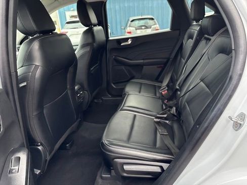 Used 2025 Ford Escape Platinum image 23