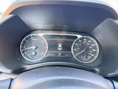 Used 2020 Nissan Sentra SV w/ SV Premium Package FWD image 21