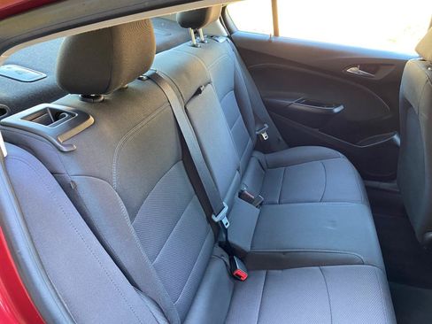 Used 2018 Chevrolet Cruze LT FWD image 60