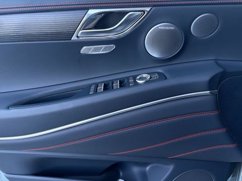 New 2026 Genesis GV80 3.5T AWD/4WD image 11