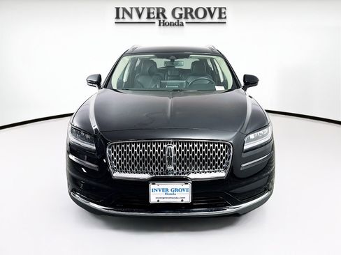 Used 2023 Lincoln Nautilus AWD w/ Premium Package image 2