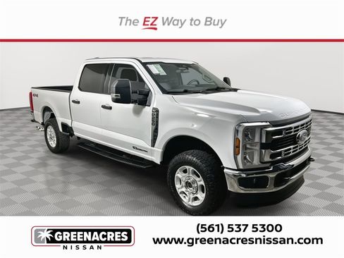 Used 2025 Ford F250 XLT image 1