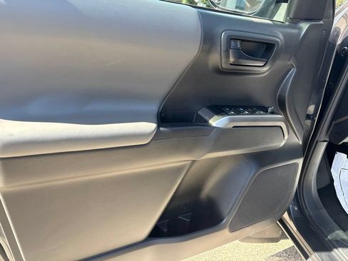 Used 2023 Toyota Tacoma SR5 RWD image 11