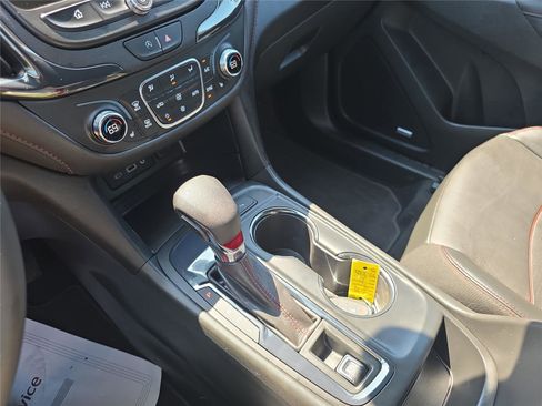 Used 2023 Chevrolet Equinox RS w/ RS Leather Package image 20