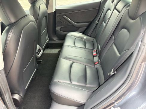 Used 2022 Tesla Model 3 Long Range image 10