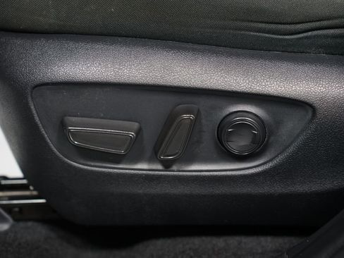 Certified 2025 Toyota RAV4 XLE image 33