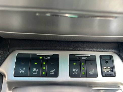 Used 2017 Toyota Land Cruiser AWD/4WD image 18