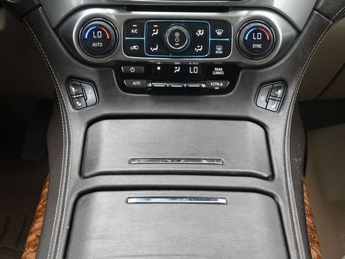Used 2015 Chevrolet Tahoe LTZ AWD/4WD image 24
