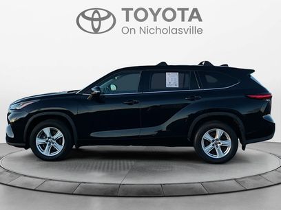 Used 2022 Toyota Highlander LE