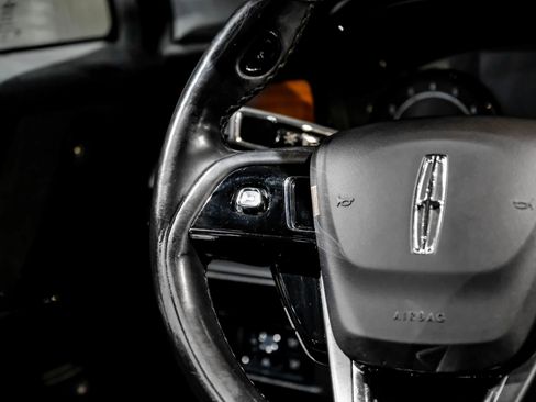 Used 2020 Lincoln Corsair Reserve w/ Equipment Group 201A image 22