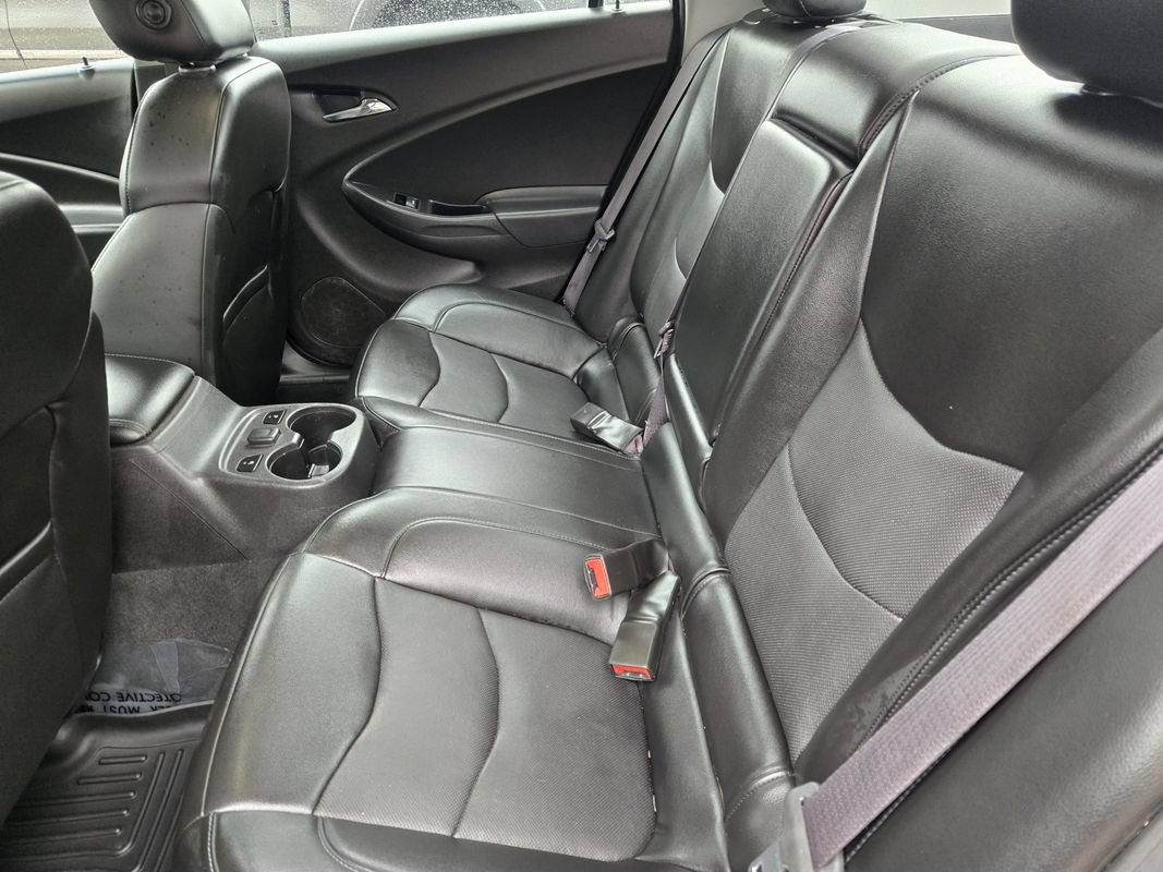 Used 2016 Chevrolet Volt Premier w/ Driver Confidence Package FWD image 20