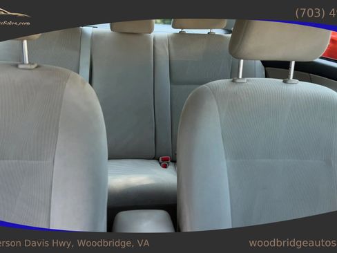 Used 2013 Toyota Corolla LE FWD image 17
