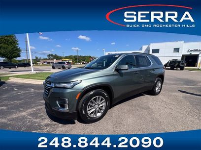 Used 2023 Chevrolet Traverse LT