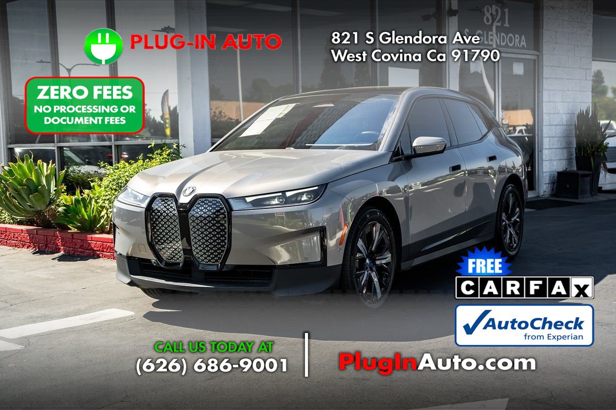 Used 2024 BMW iX xDrive50 AWD/4WD image 1
