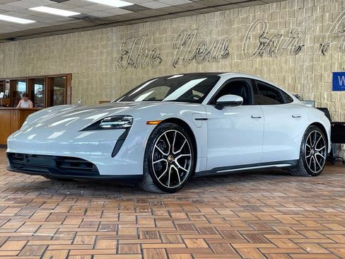 Used 2024 Porsche Taycan w/ Premium Package RWD image 4